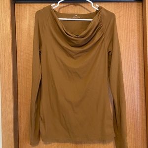 Athleta cowl neck shirt